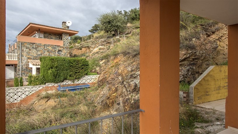 Chalet adosado en venta en calle Anglaterra