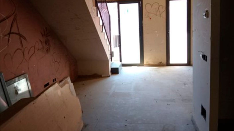 Obra parada en venta en ctra L'estartit