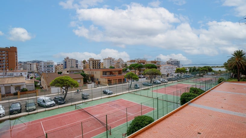 Piso en venta en carrer Carrer Cap Ponent