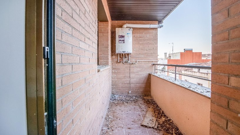 Garage for sale in calle Valles