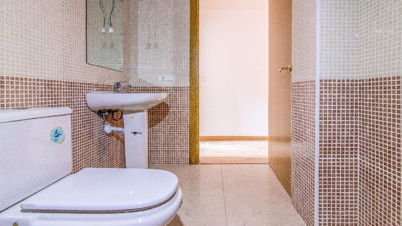 Garage for sale in calle Franmacia