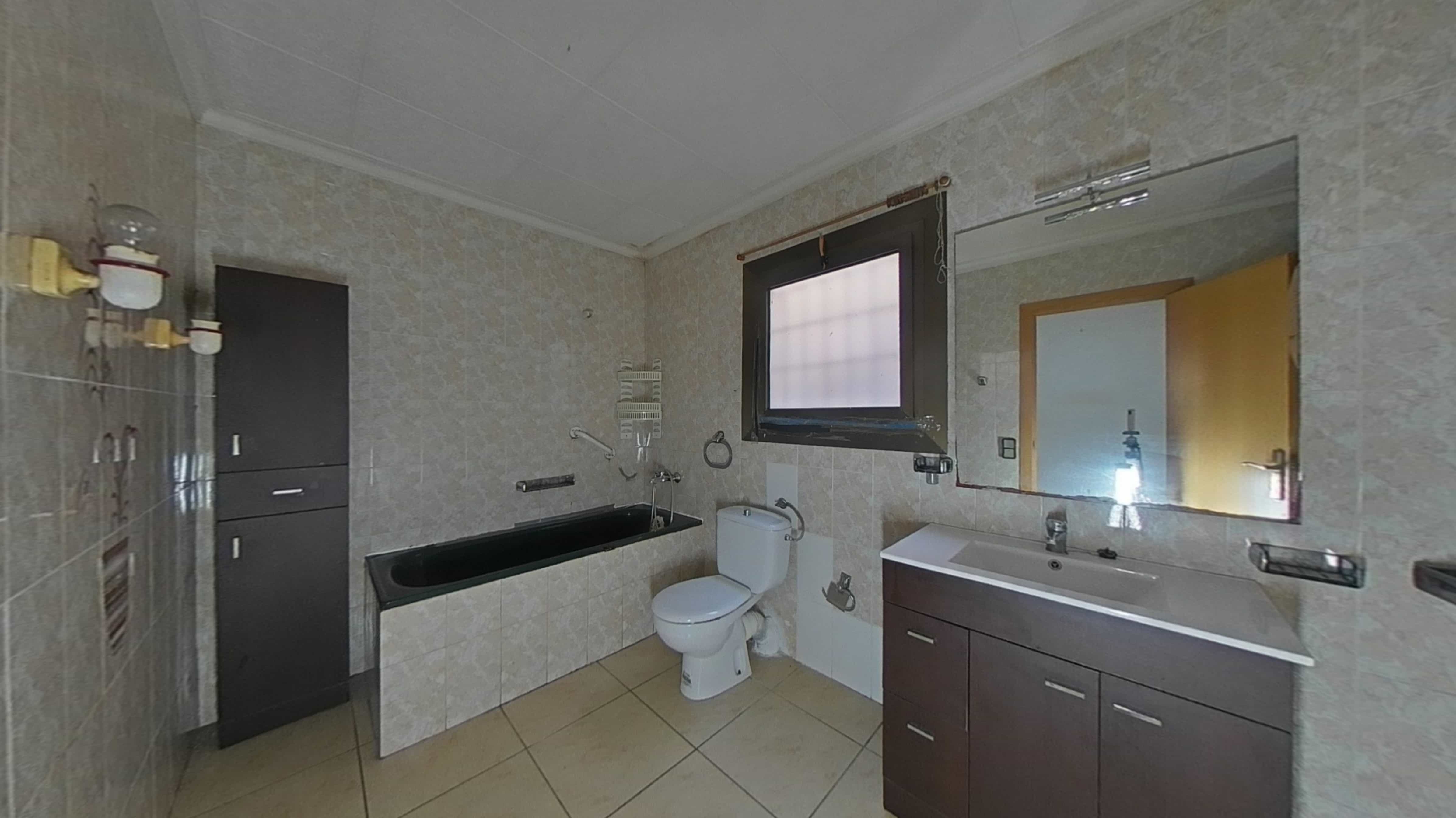 Flat for sale in calle Santes Creus