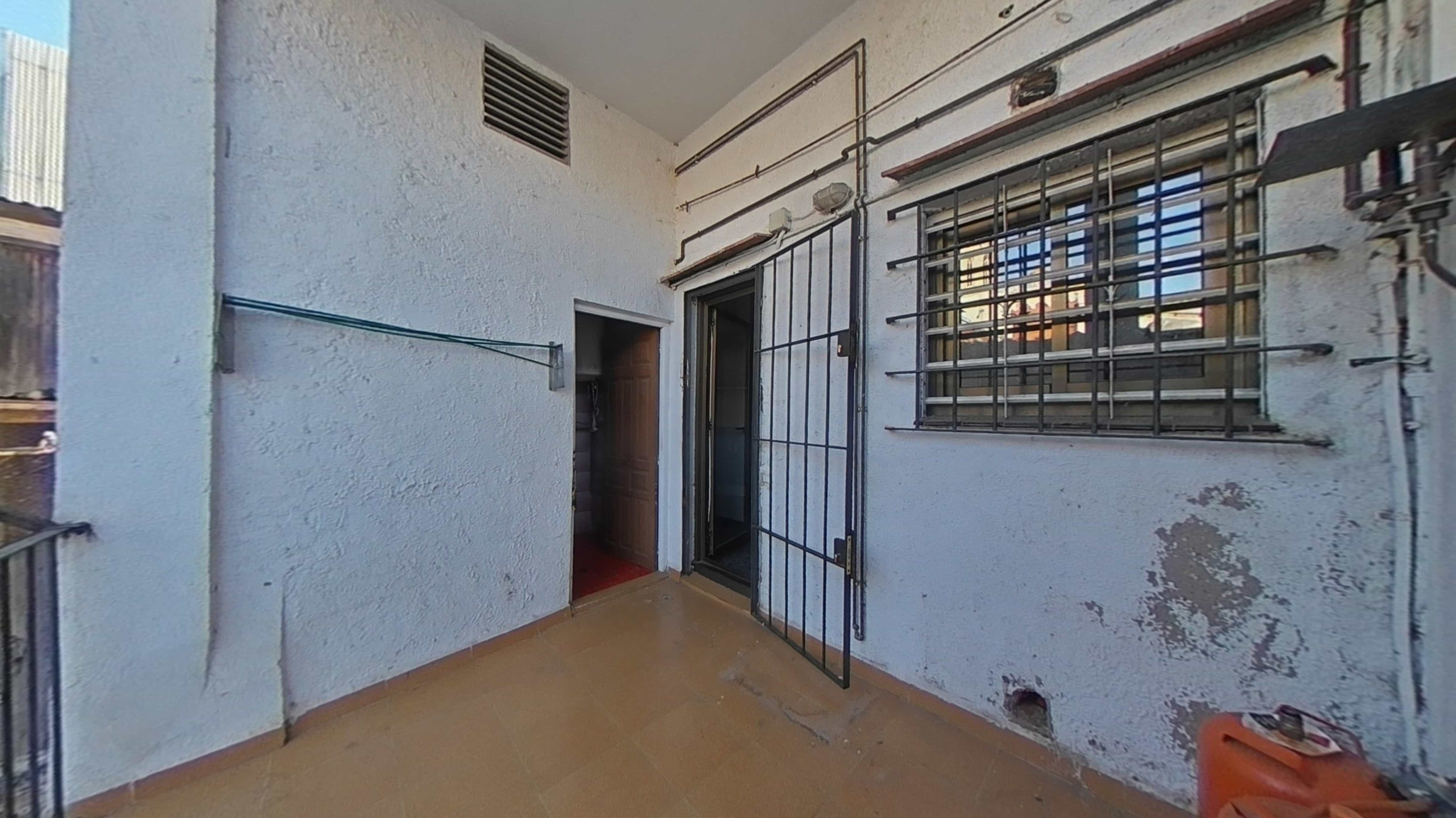 Flat for sale in calle Santes Creus