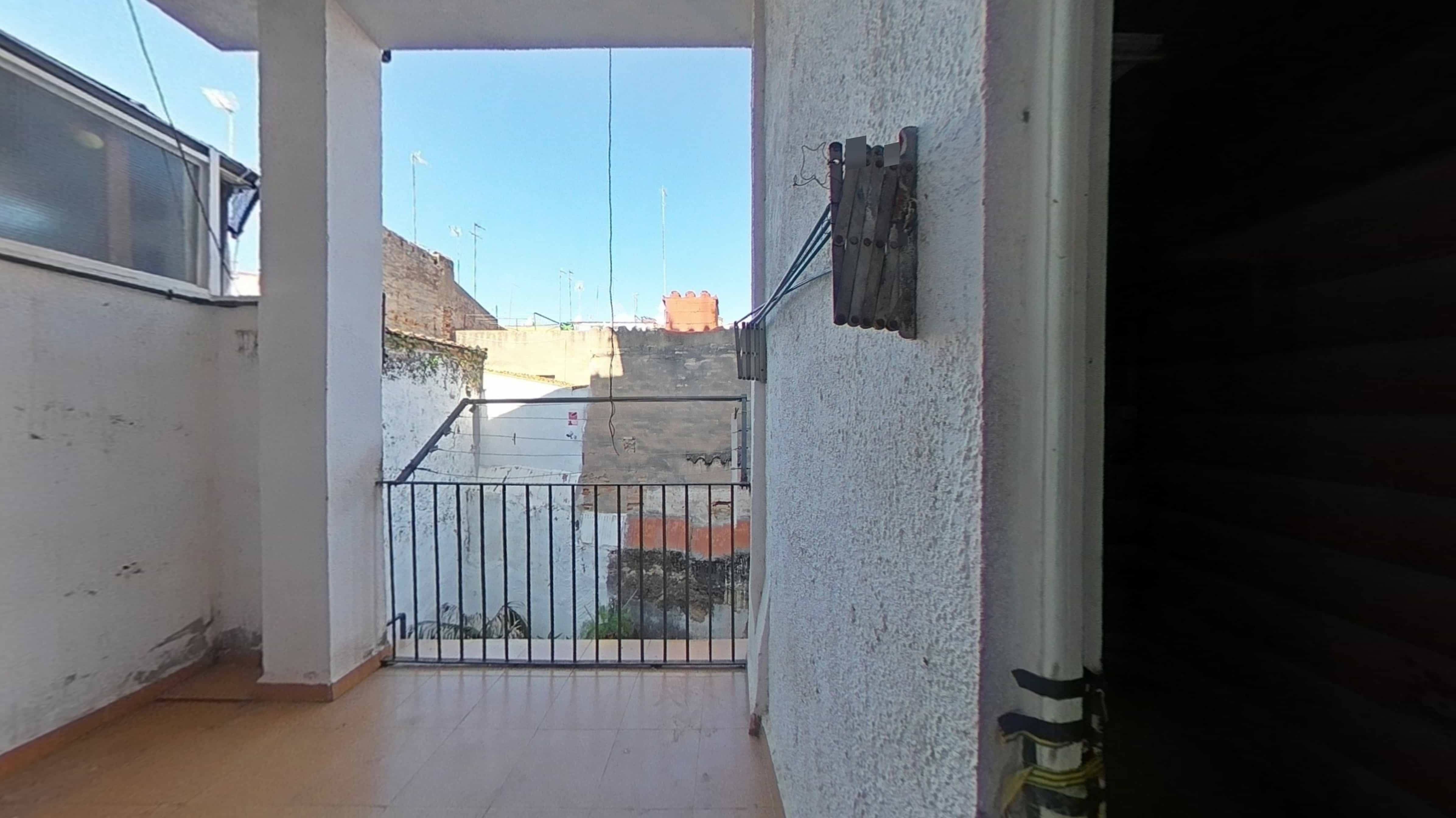Flat for sale in calle Santes Creus