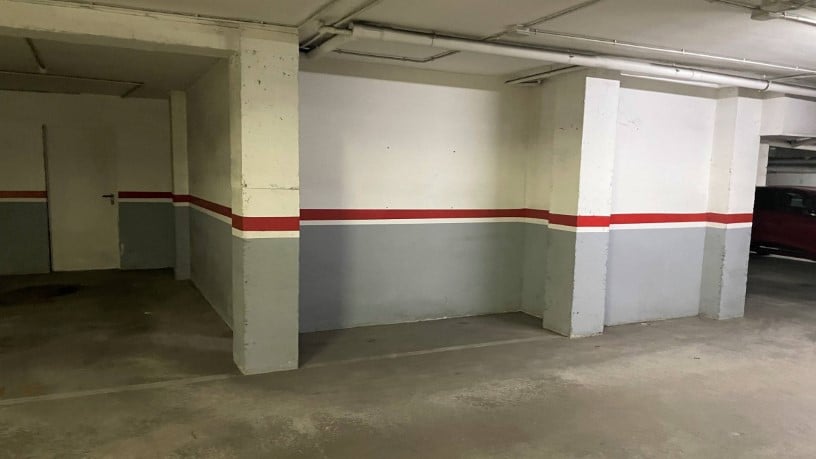 Garage for sale in calle Monestir de Poblet