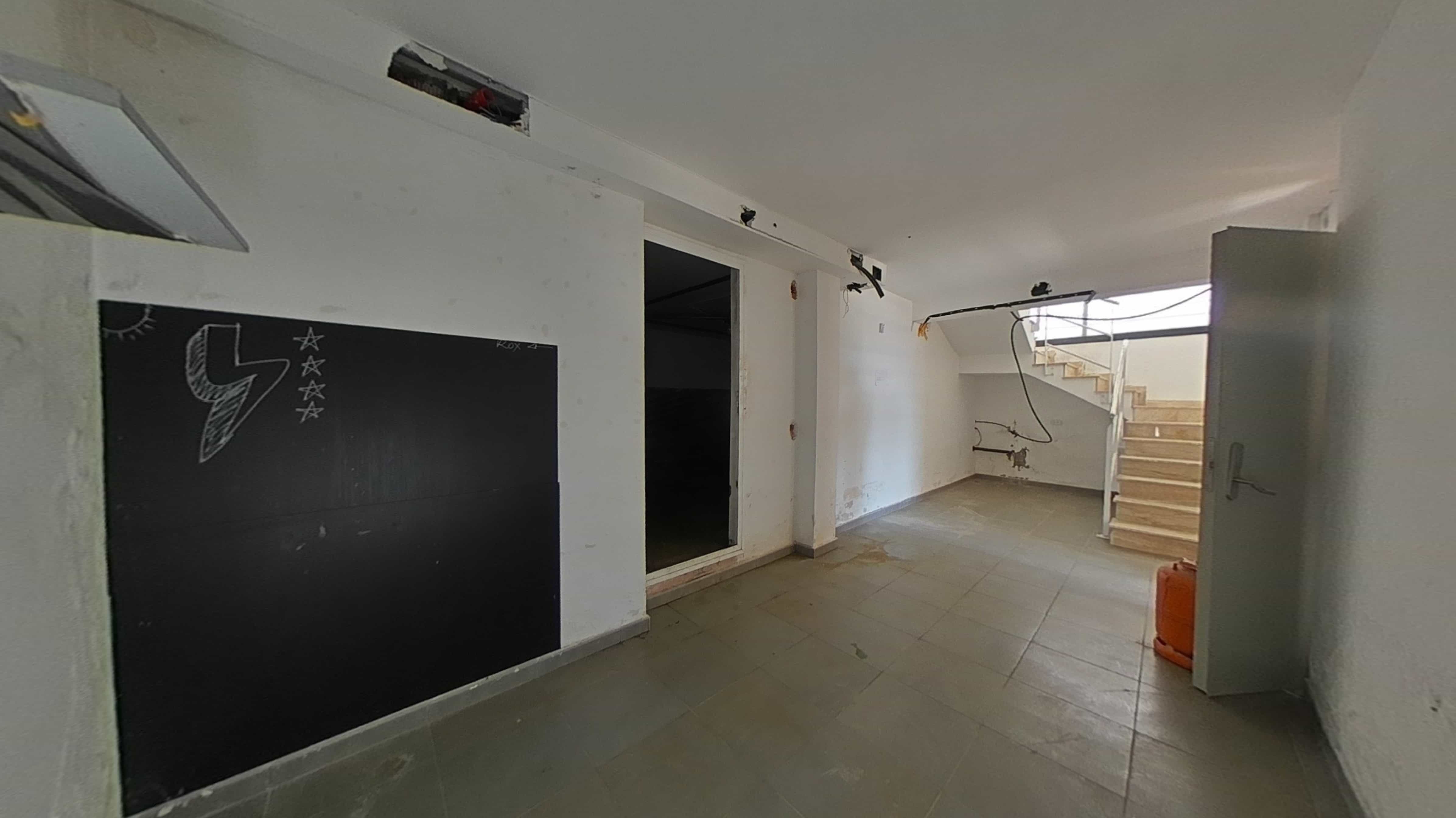 Inmueble en venta en calle Miquel Marti I Pol