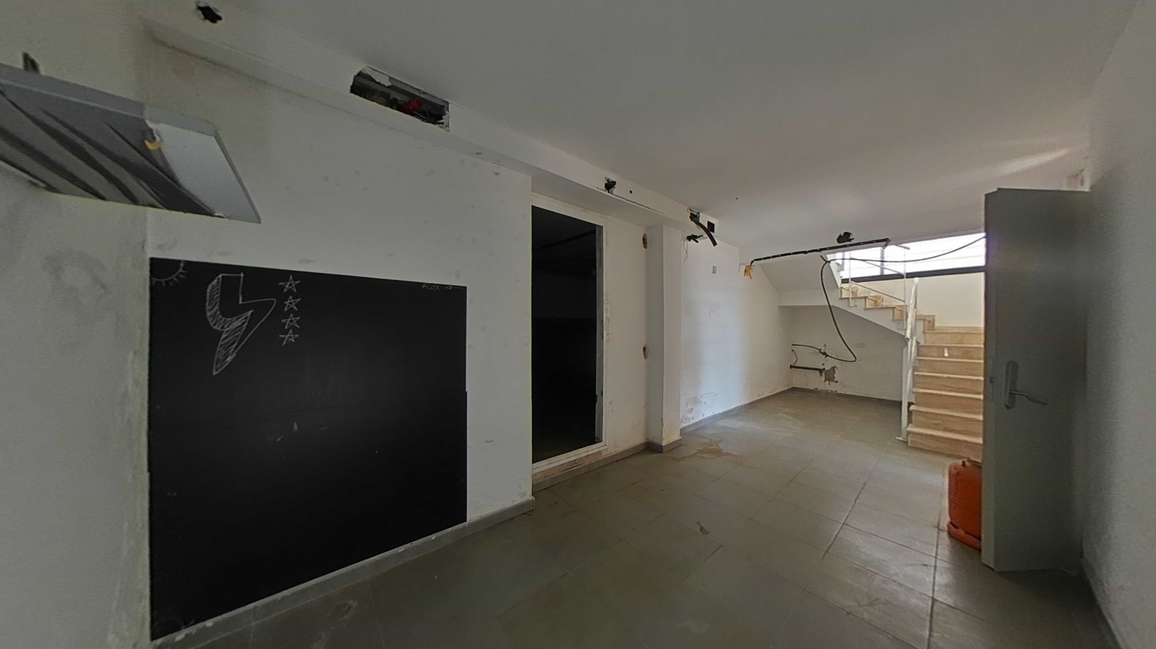 Inmueble en venta en calle Miquel Marti I Pol