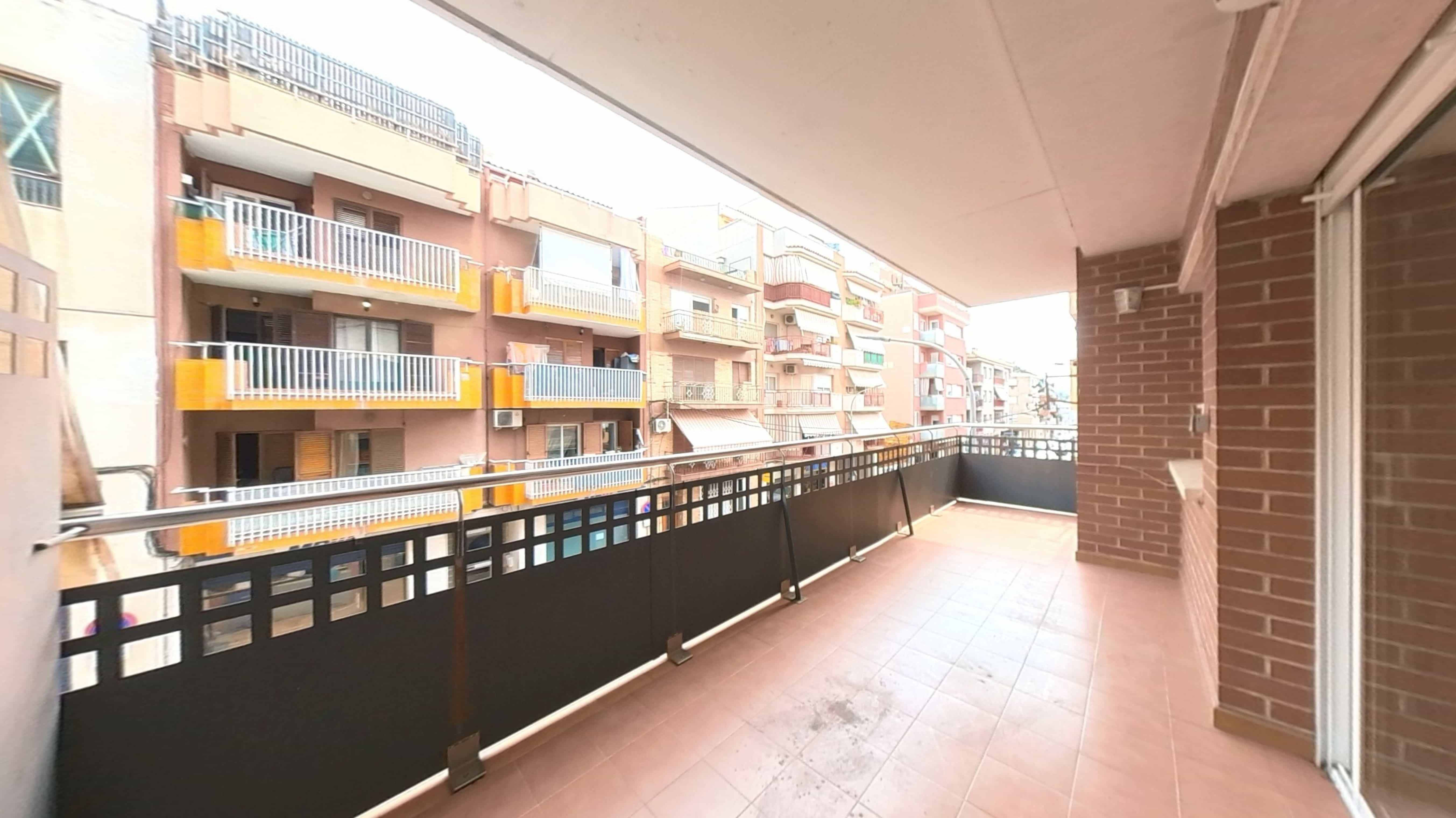 Piso en venta en avda Sant Vicenç