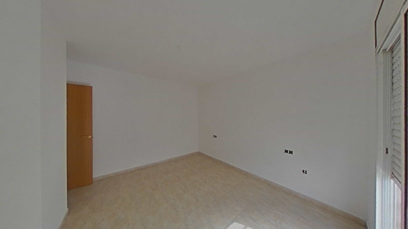 Chalet adosado en venta en avda Del Til.lers
