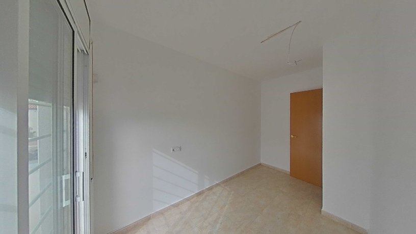 Chalet adosado en venta en avda Del Til.lers