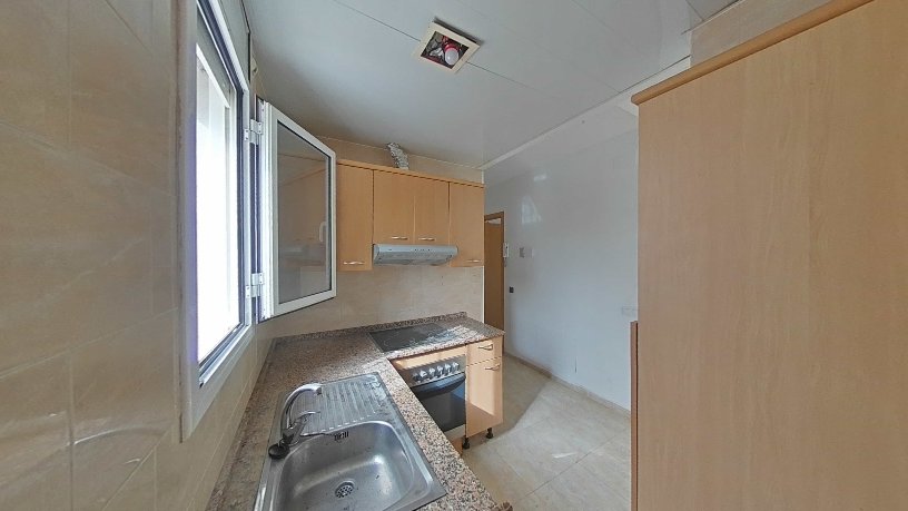 Chalet adosado en venta en avda Del Til.lers