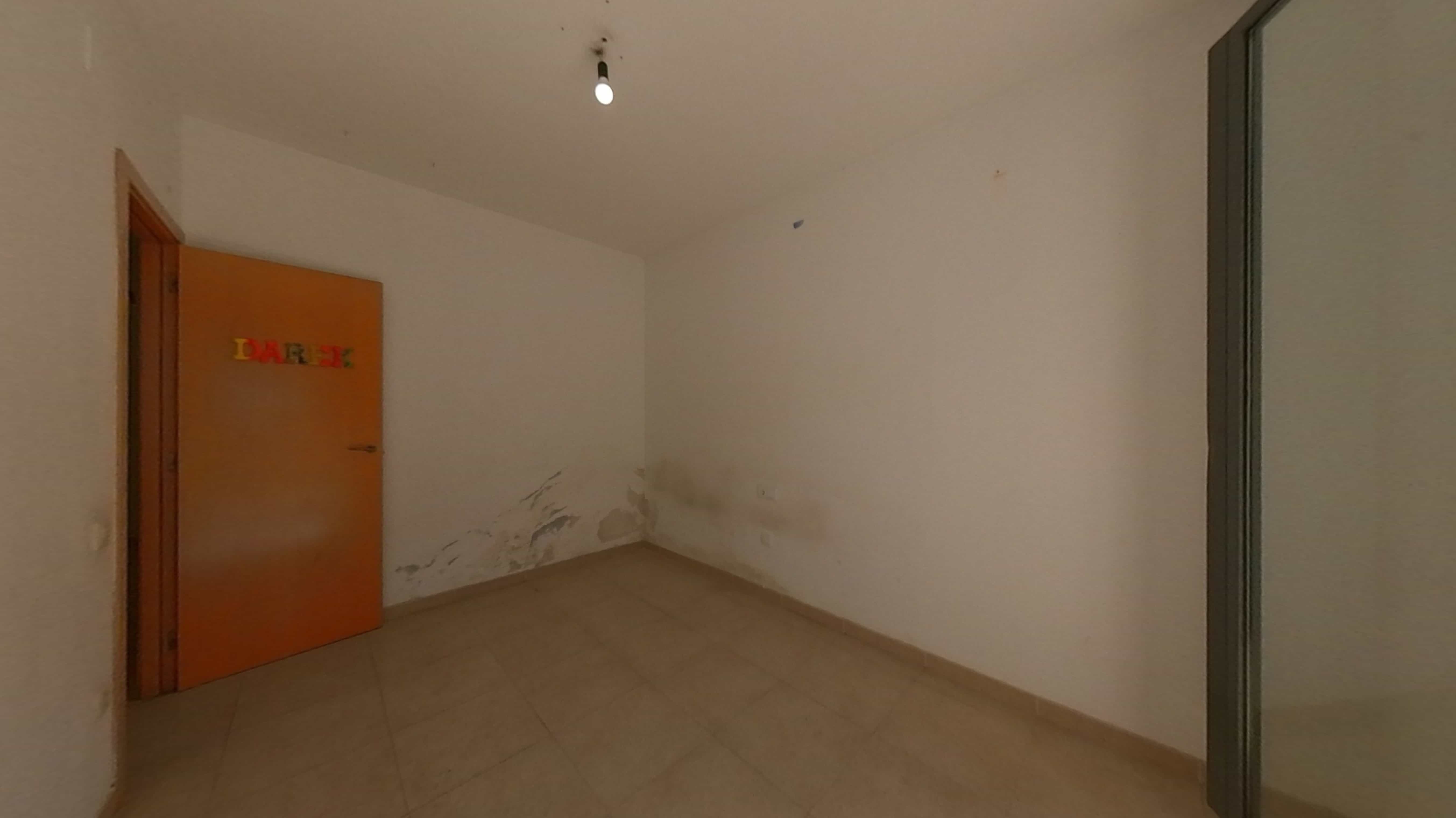 Townhouse for sale in calle Lola Anglada