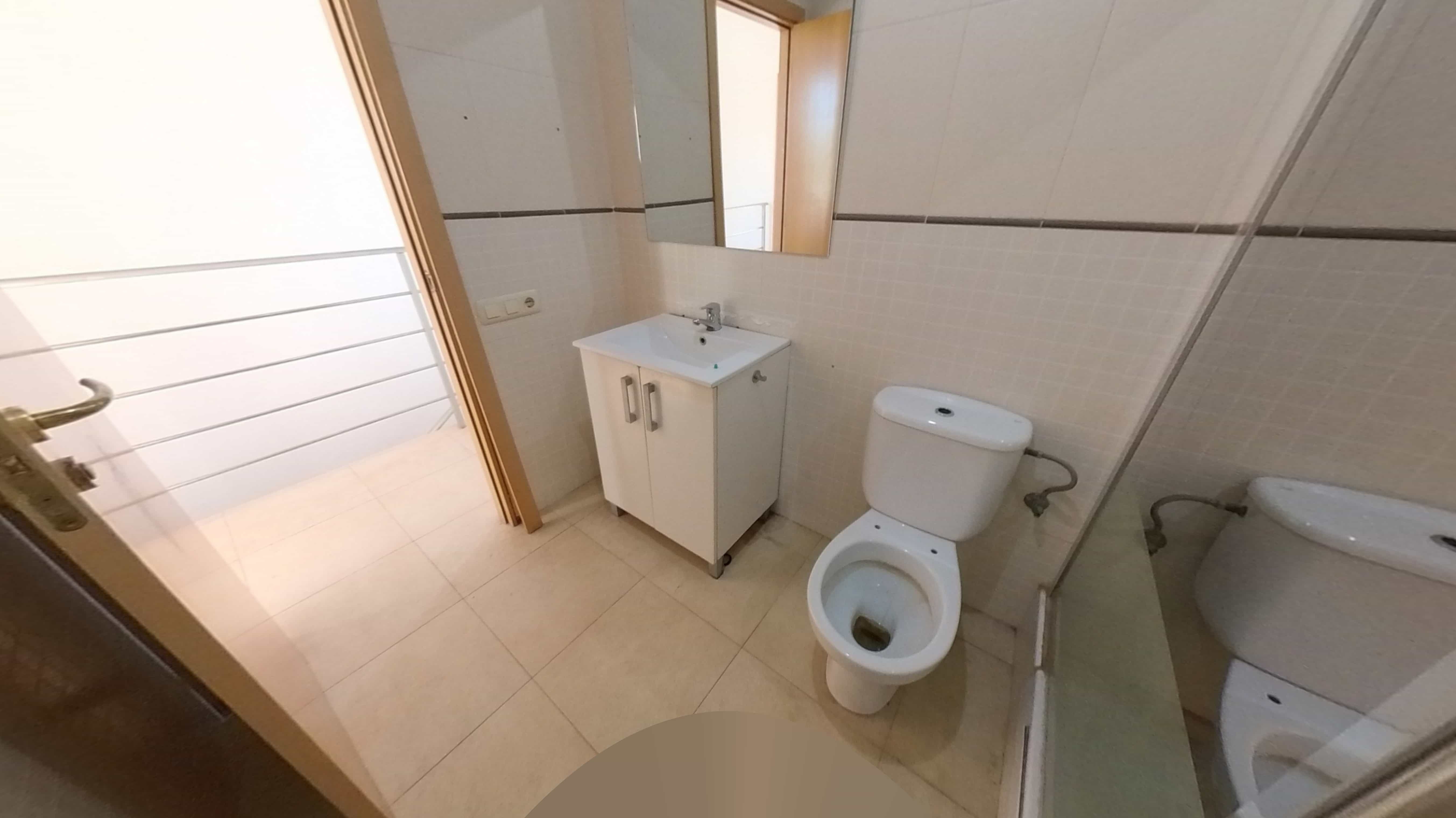 Townhouse for sale in calle Lola Anglada