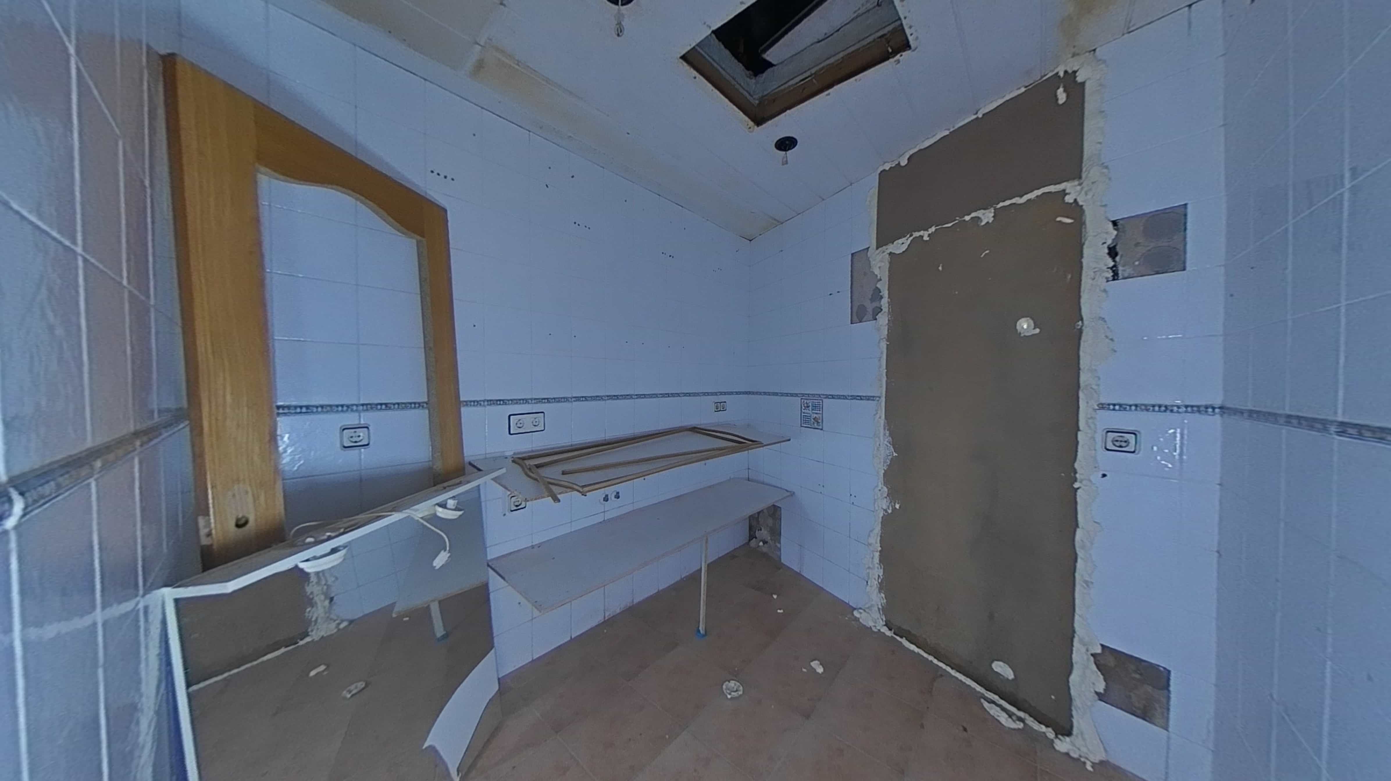 Flat for sale in calle Pau Casals