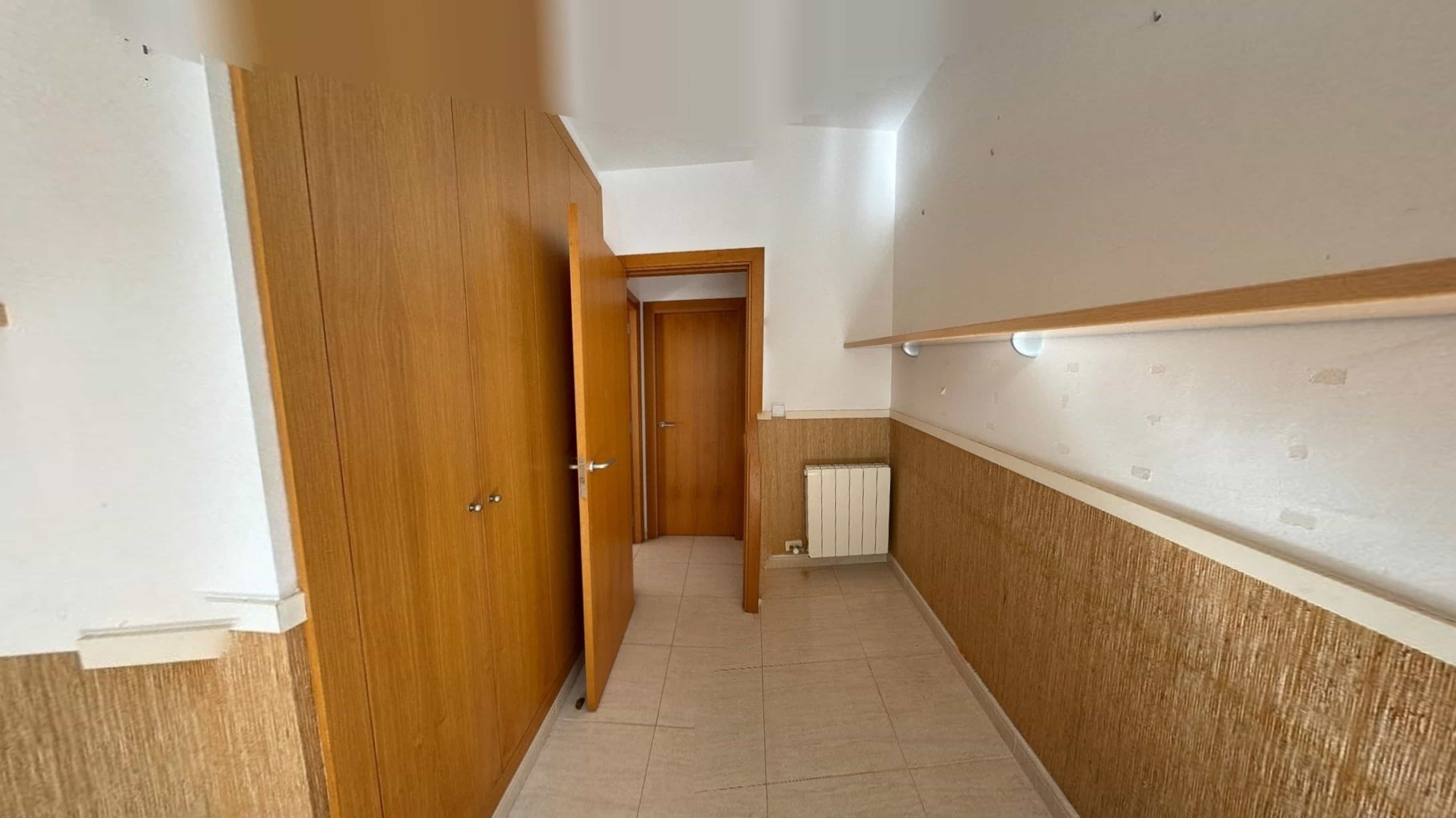 Piso en venta en calle Josep Carner