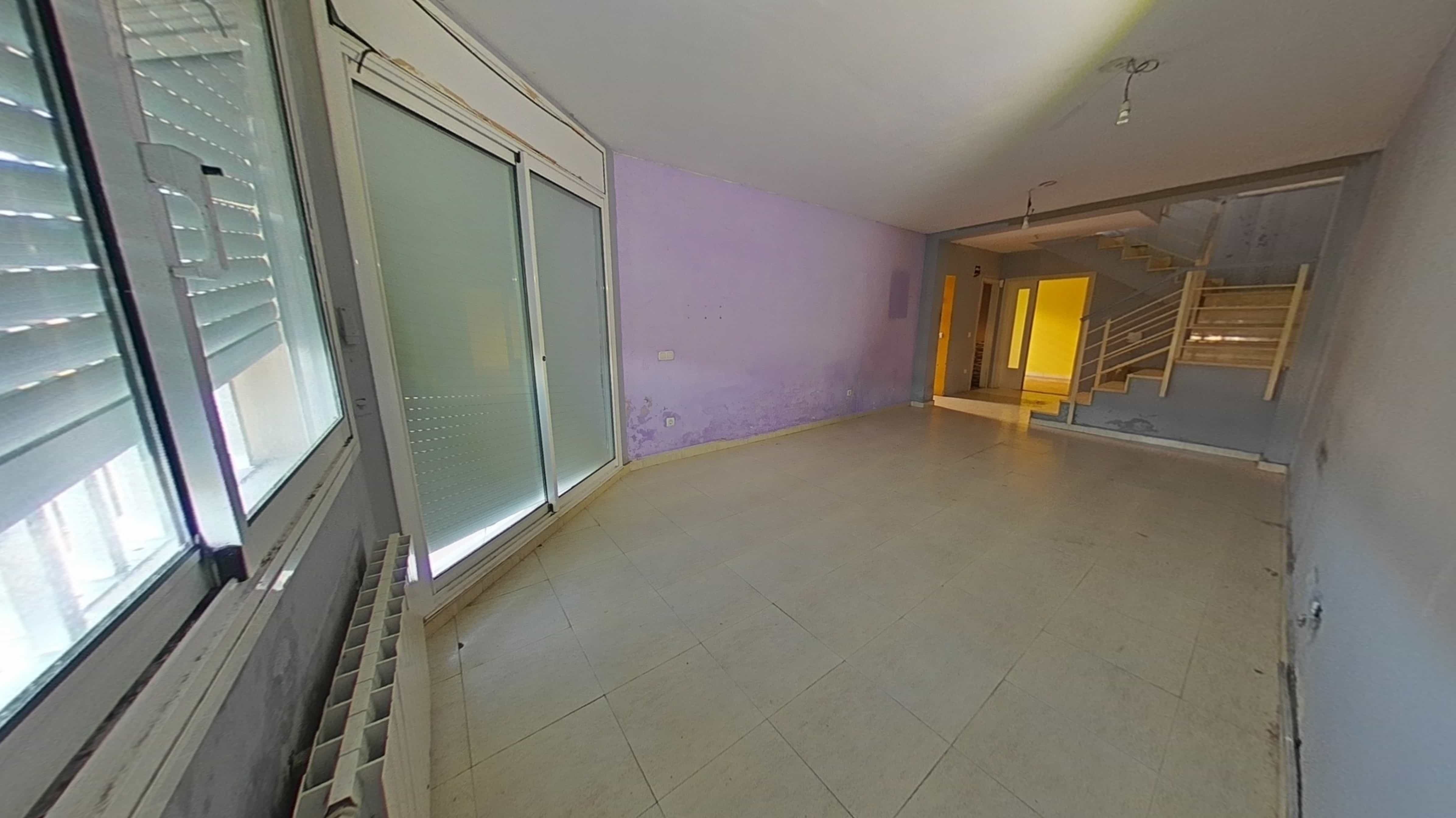 Townhouse for sale in avda Torre Dels Escipions