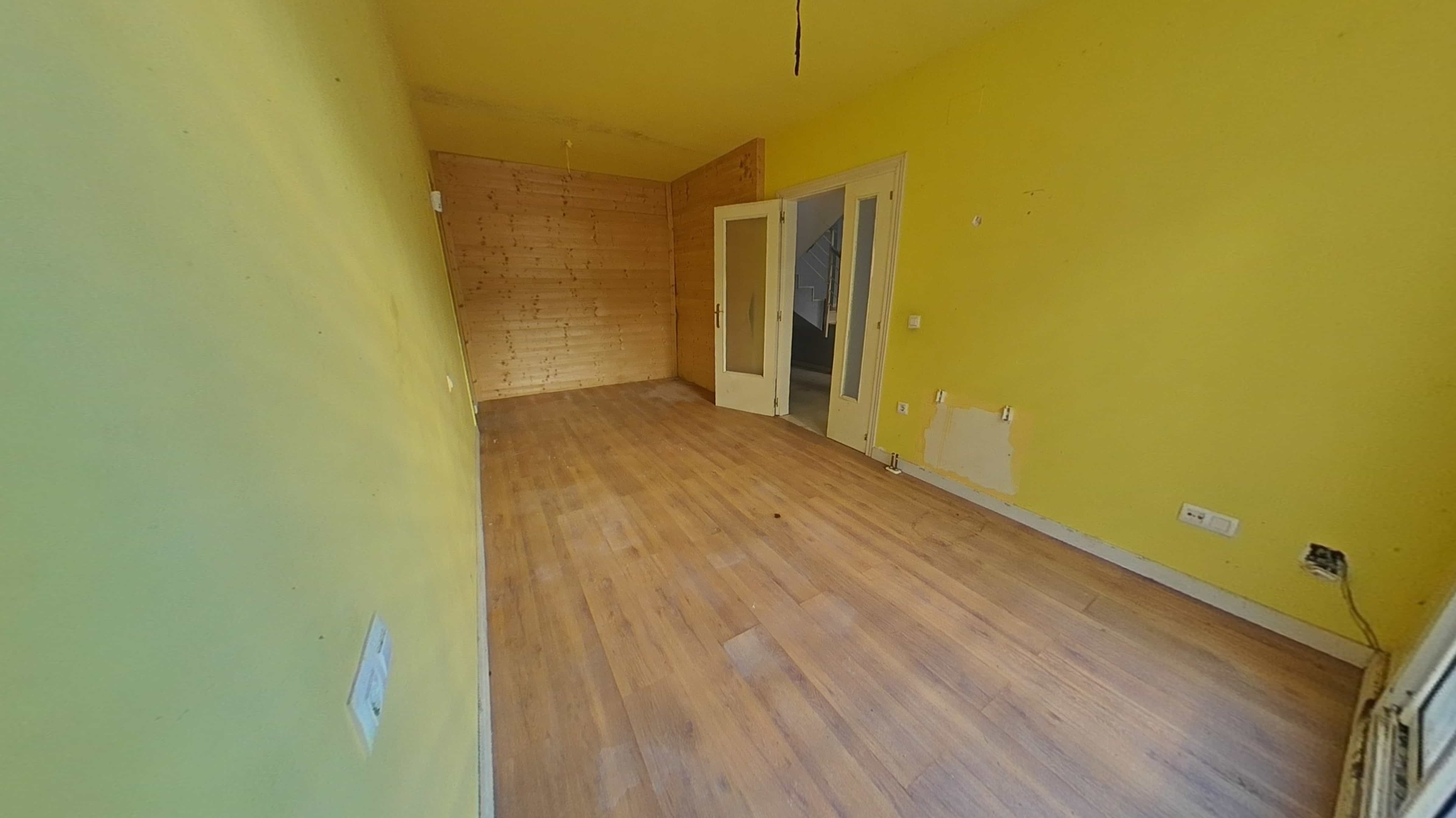 Townhouse for sale in avda Torre Dels Escipions