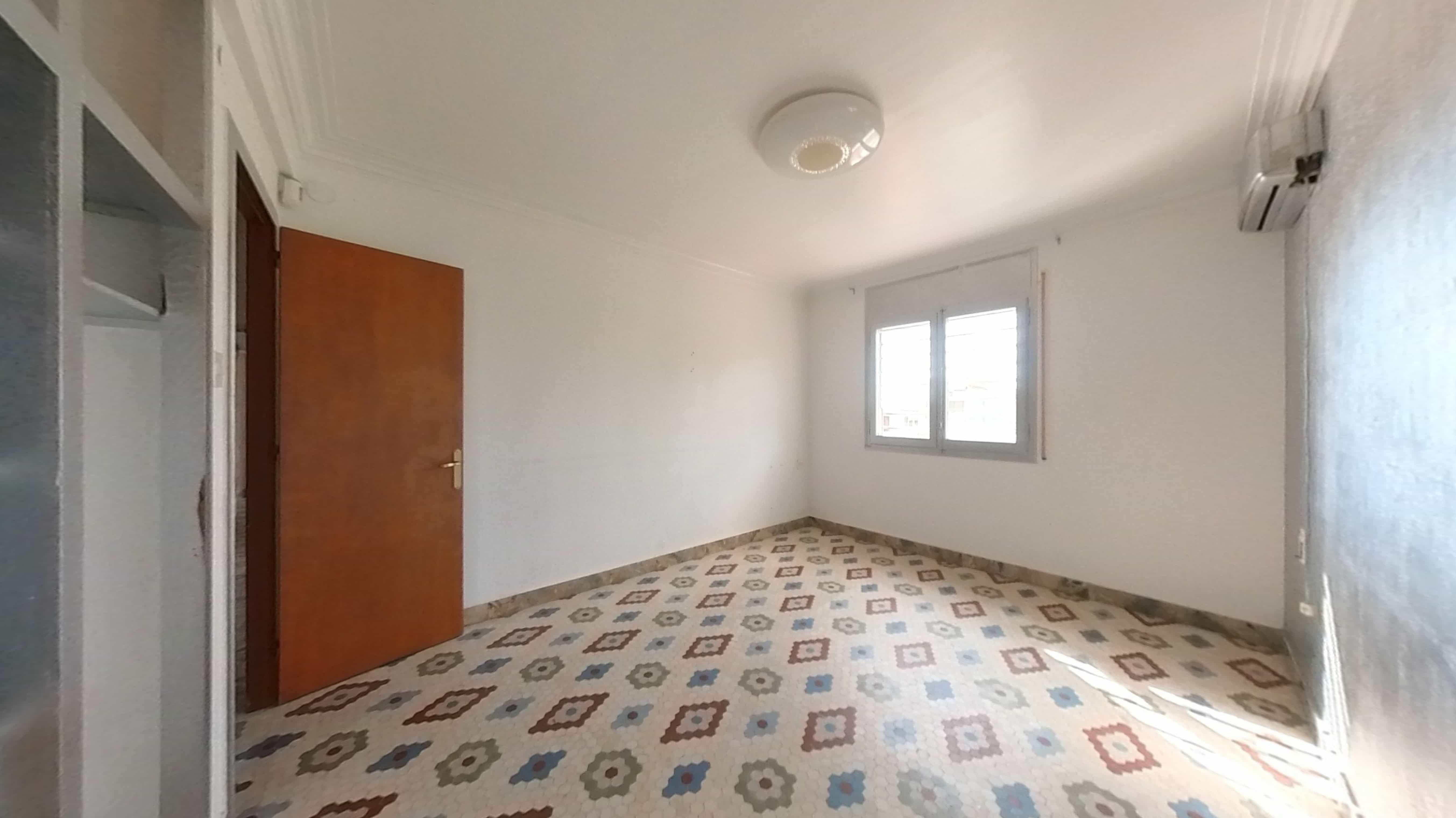 Townhouse for sale in calle Falset