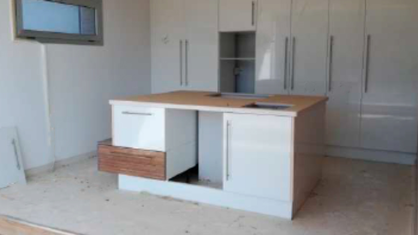 Townhouse for sale in calle Prades