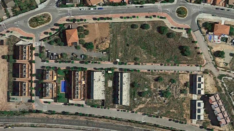 Terreno urbano en venta en calle Josep Irla I Bosch