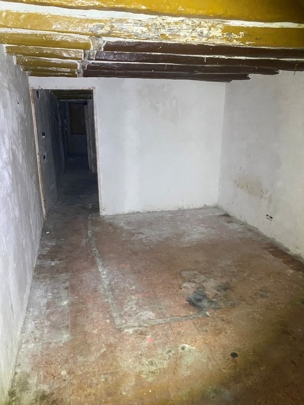 Flat for sale in calle Virgen de la Pineda