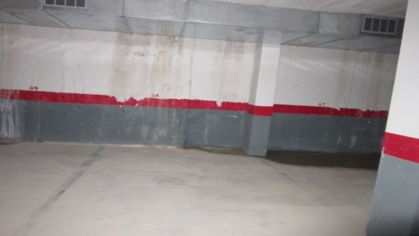 Garaje en venta en calle Compositor Pau Sicart