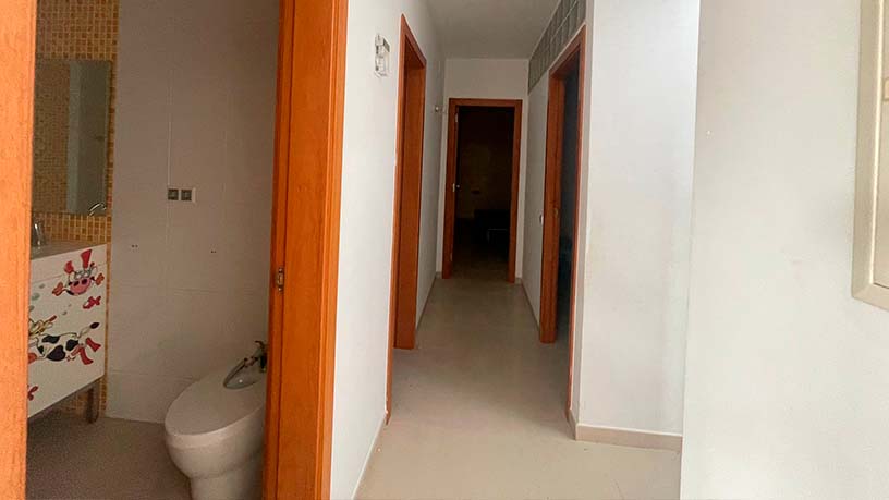 Chalet adosado en venta en calle Salvador Dali