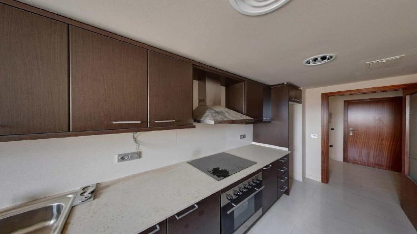 Garaje en venta en avda Balada