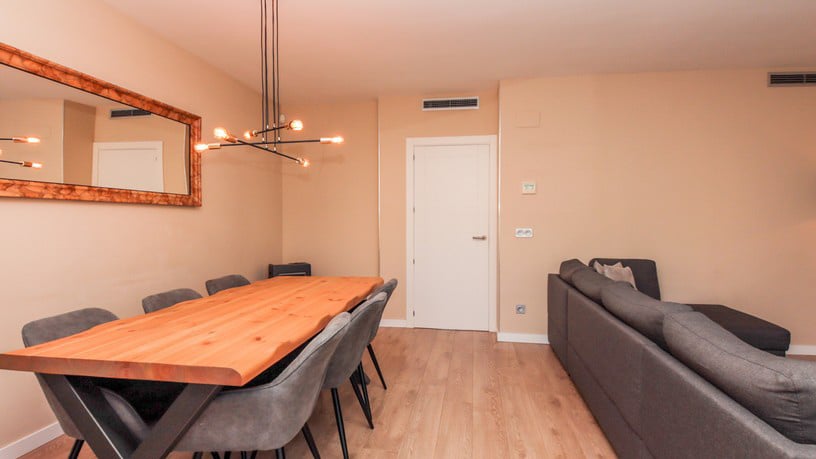 Casa en venta en carrer Carrer Montserrat Roig