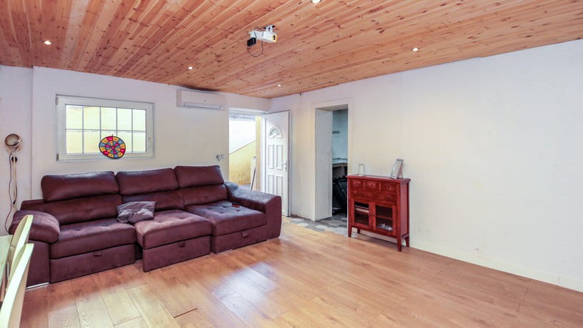 Casa en venta en carrer Carrer Montserrat Roig