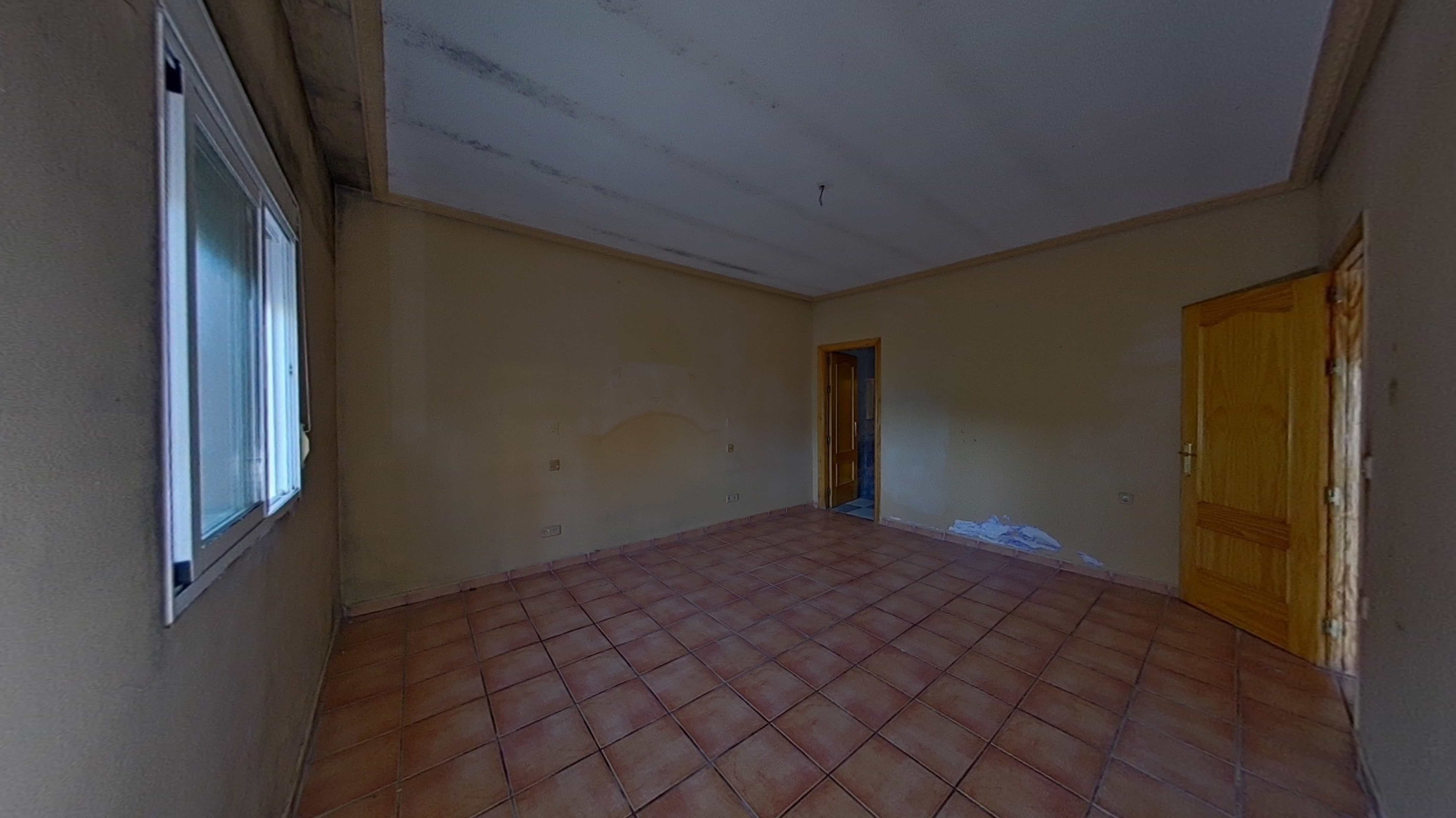 Chalet adosado en venta en calle Real