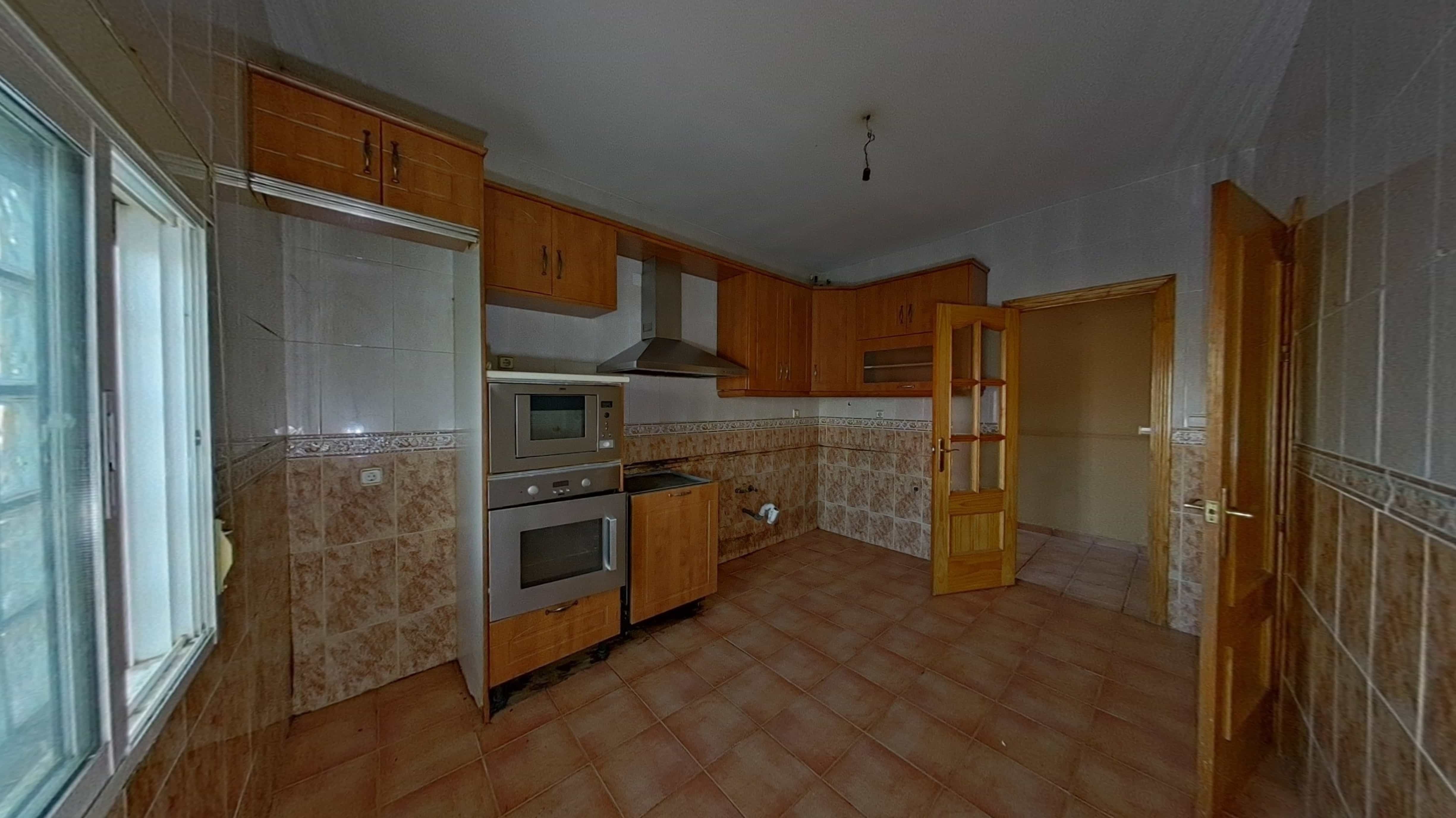 Chalet adosado en venta en calle Real