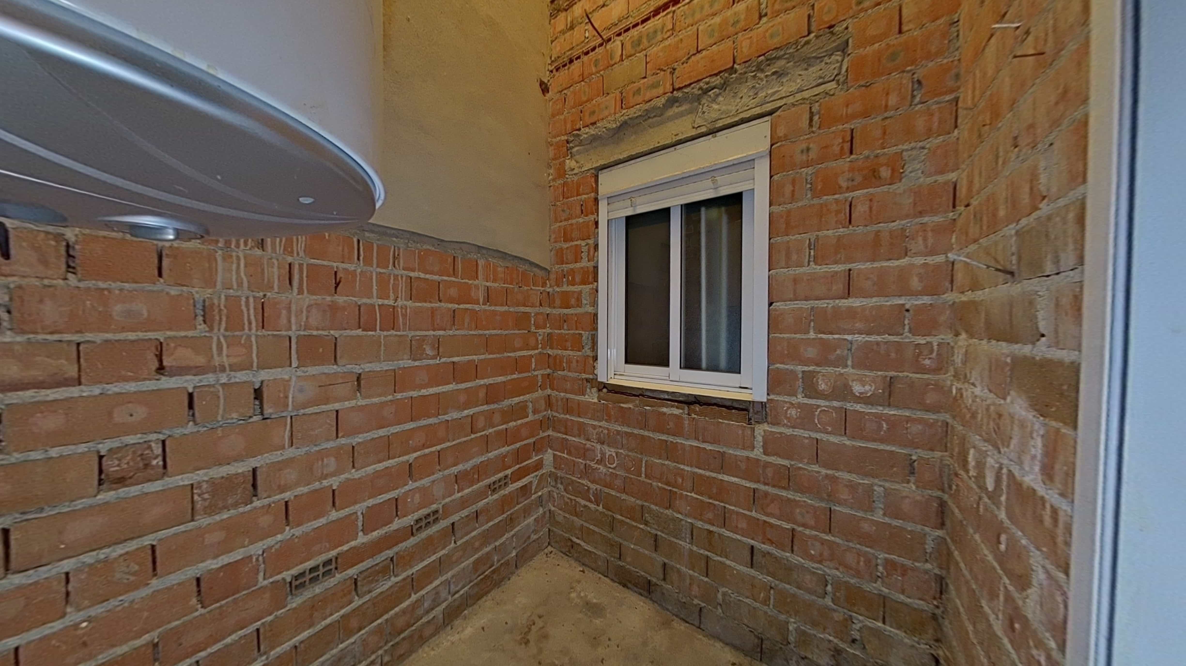 Chalet adosado en venta en calle Real