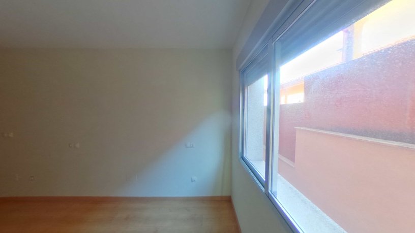 Flat for sale in rua As Mangas