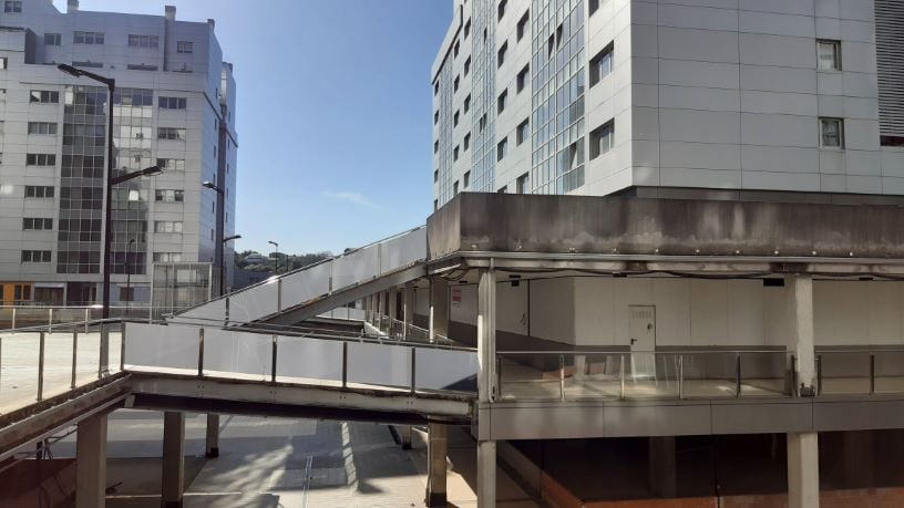 Locaux commerciaux à vendre à calle A Garda Sn