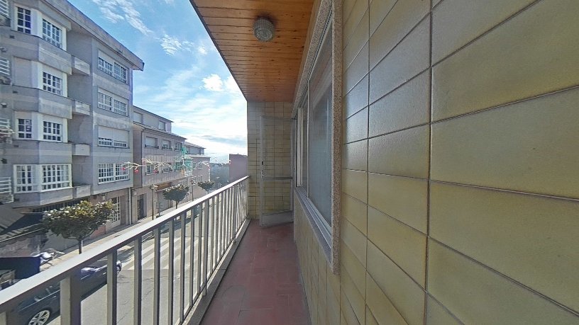 Office Building for sale in calle Uxio Novoneira