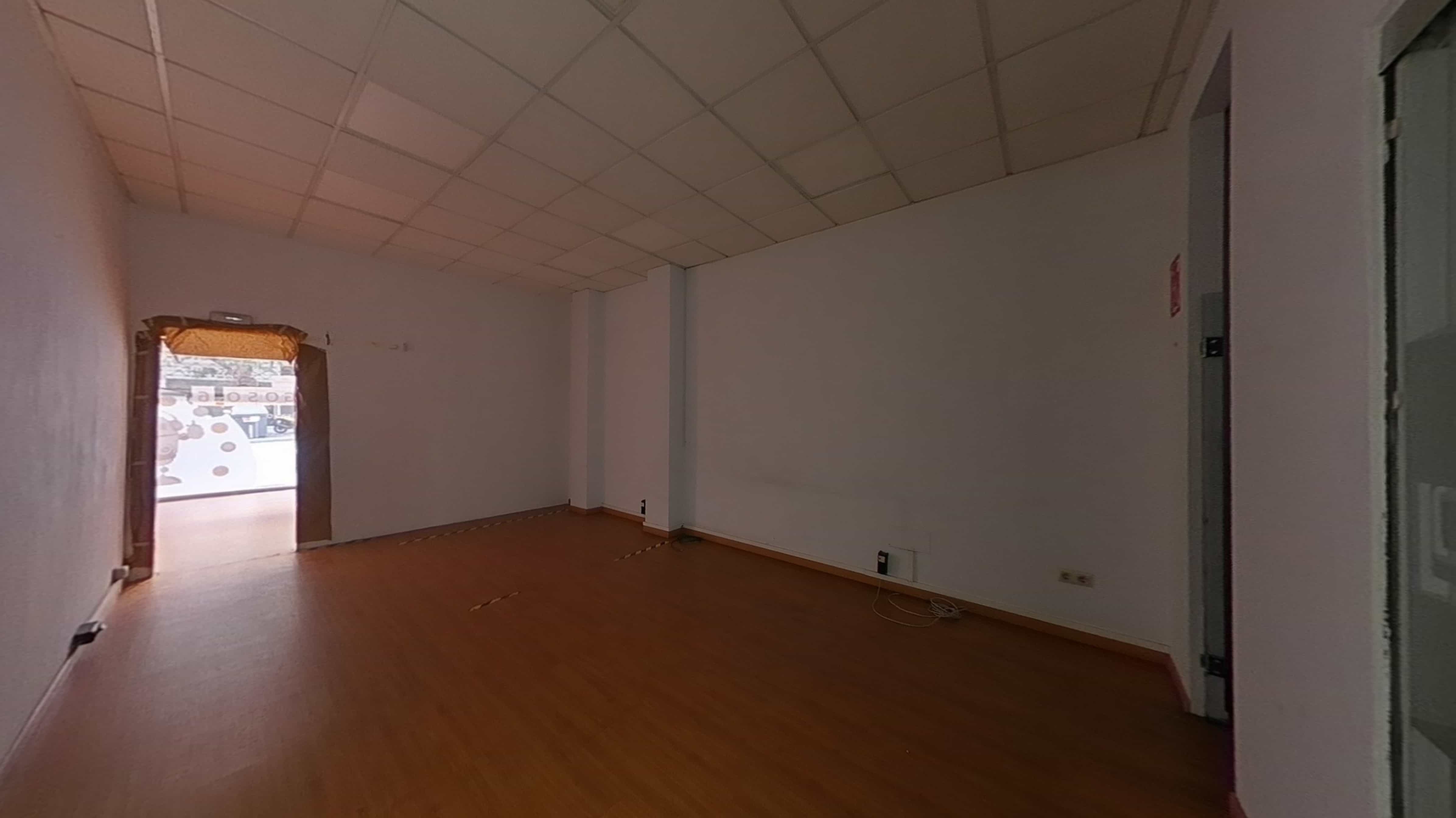 Commercial premises for sale in avda De Castrelos