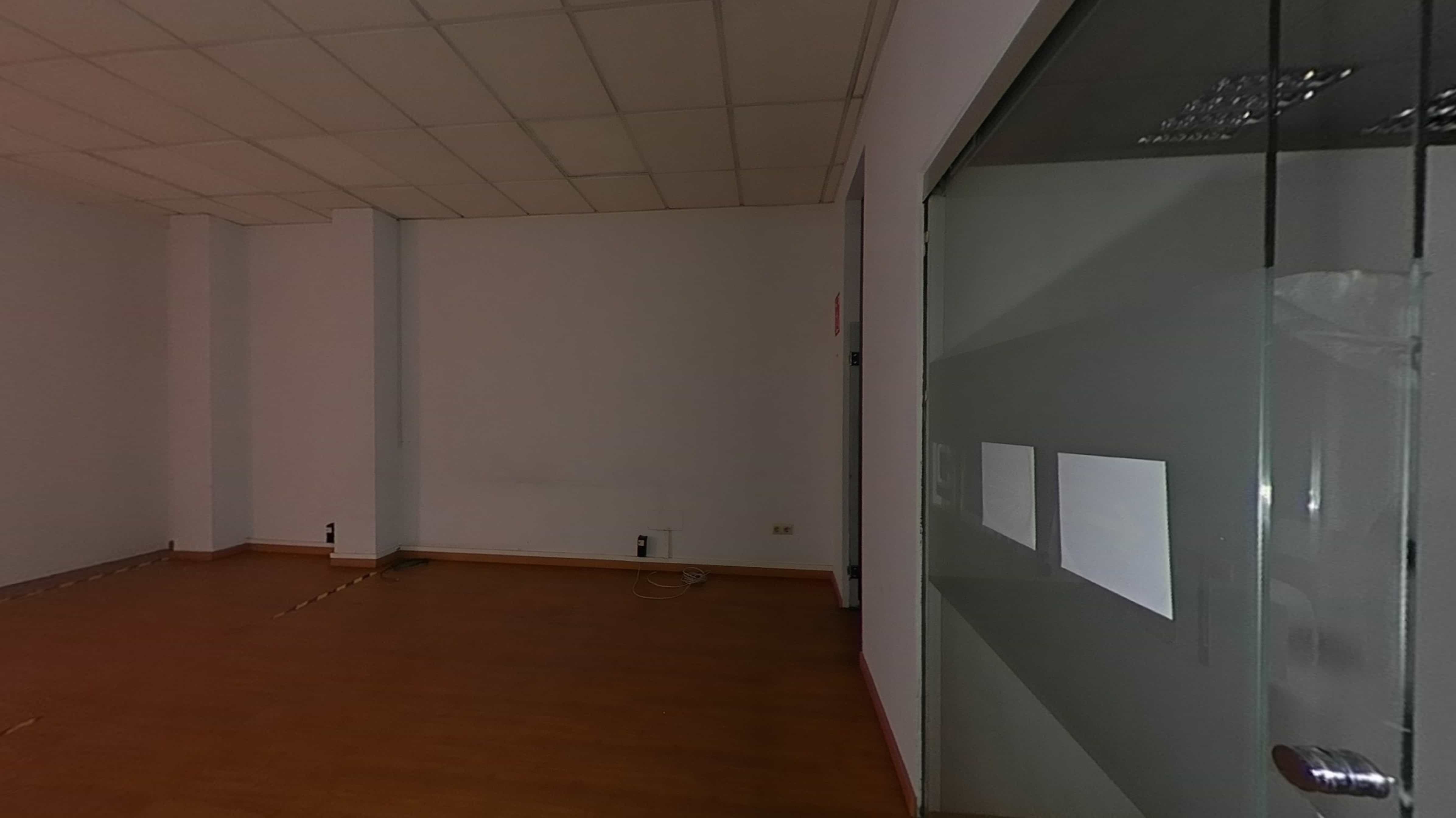 Commercial premises for sale in avda De Castrelos