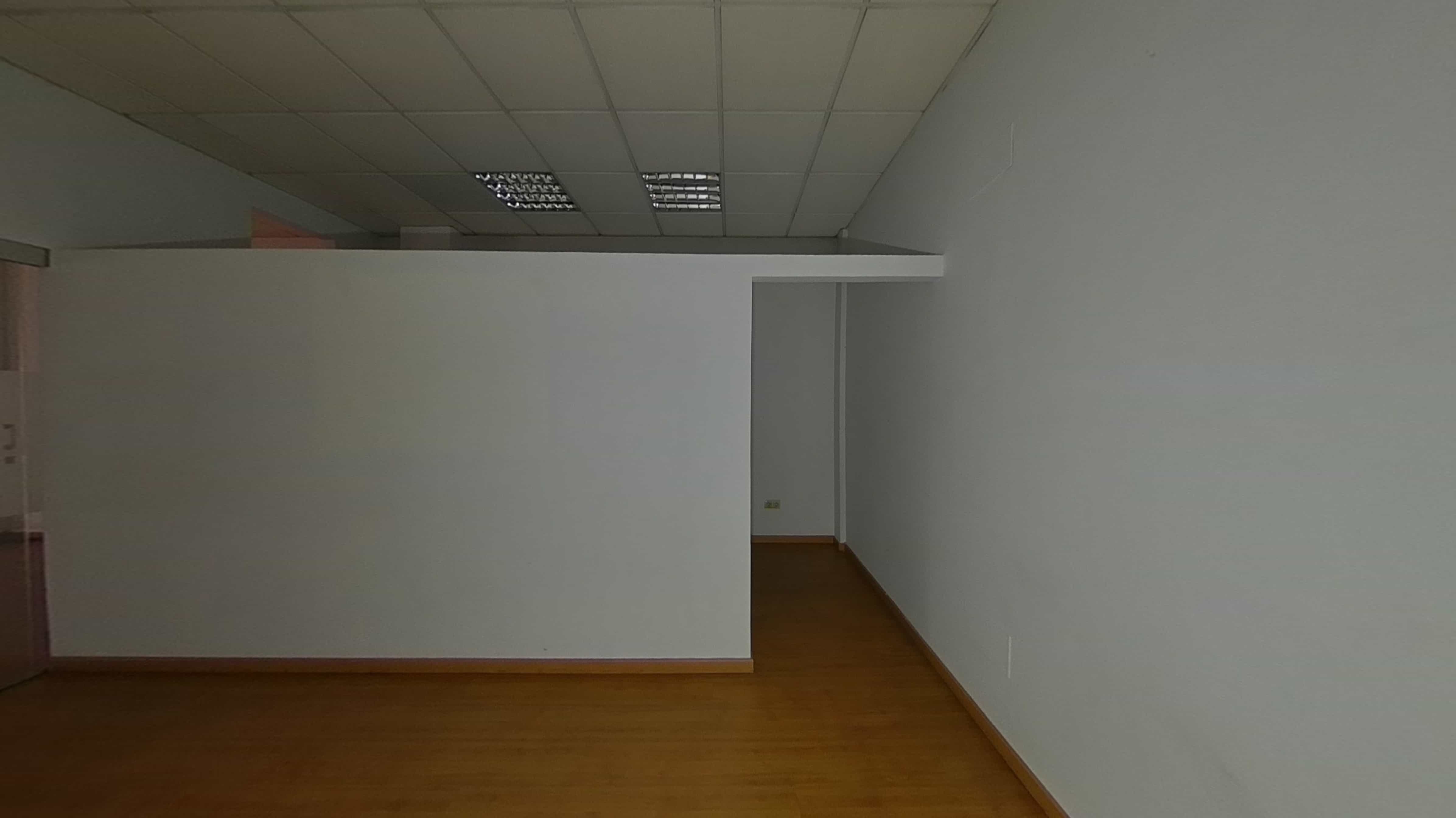 Commercial premises for sale in avda De Castrelos