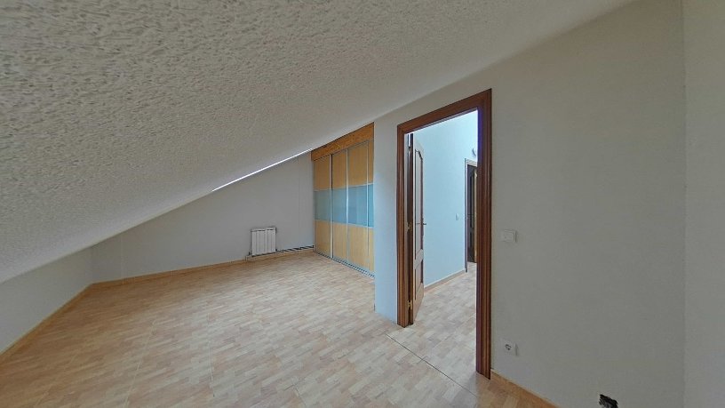 Chalet adosado en venta en avda Madrid