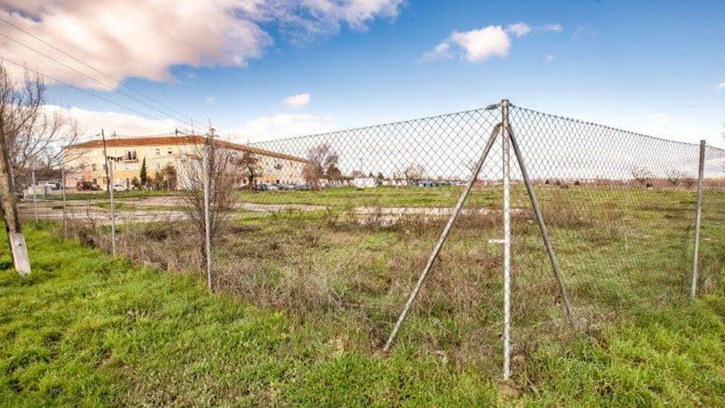 Terreno urbanizable en venta en avda Aragon, Parcela T.3.5