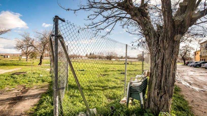 Terreno urbanizable en venta en avda Aragon, Parcela T.3.5