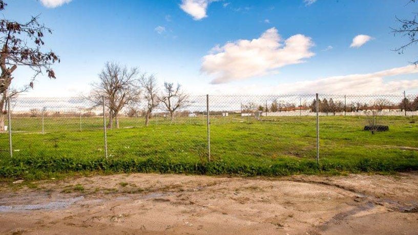 Terreno urbanizable en venta en avda Aragon, Parcela T.3.5