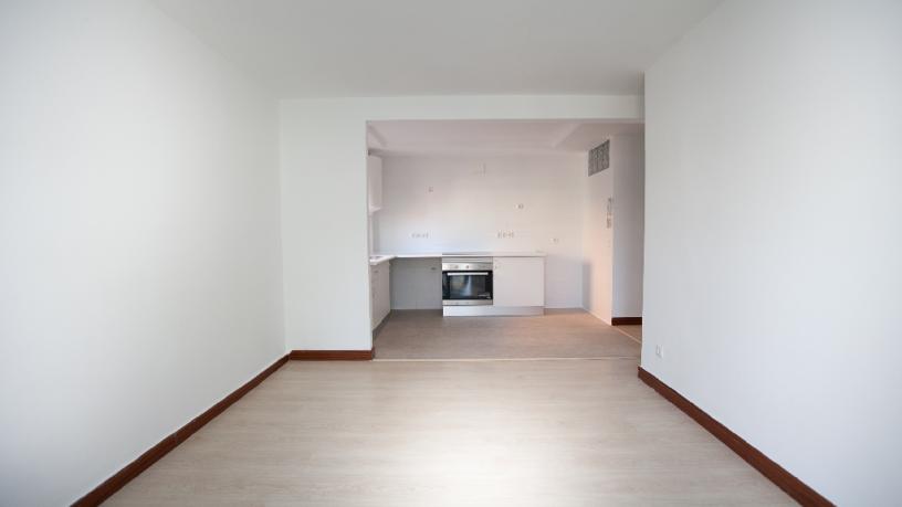 Piso en venta en calle Monseñor Oscar Romero