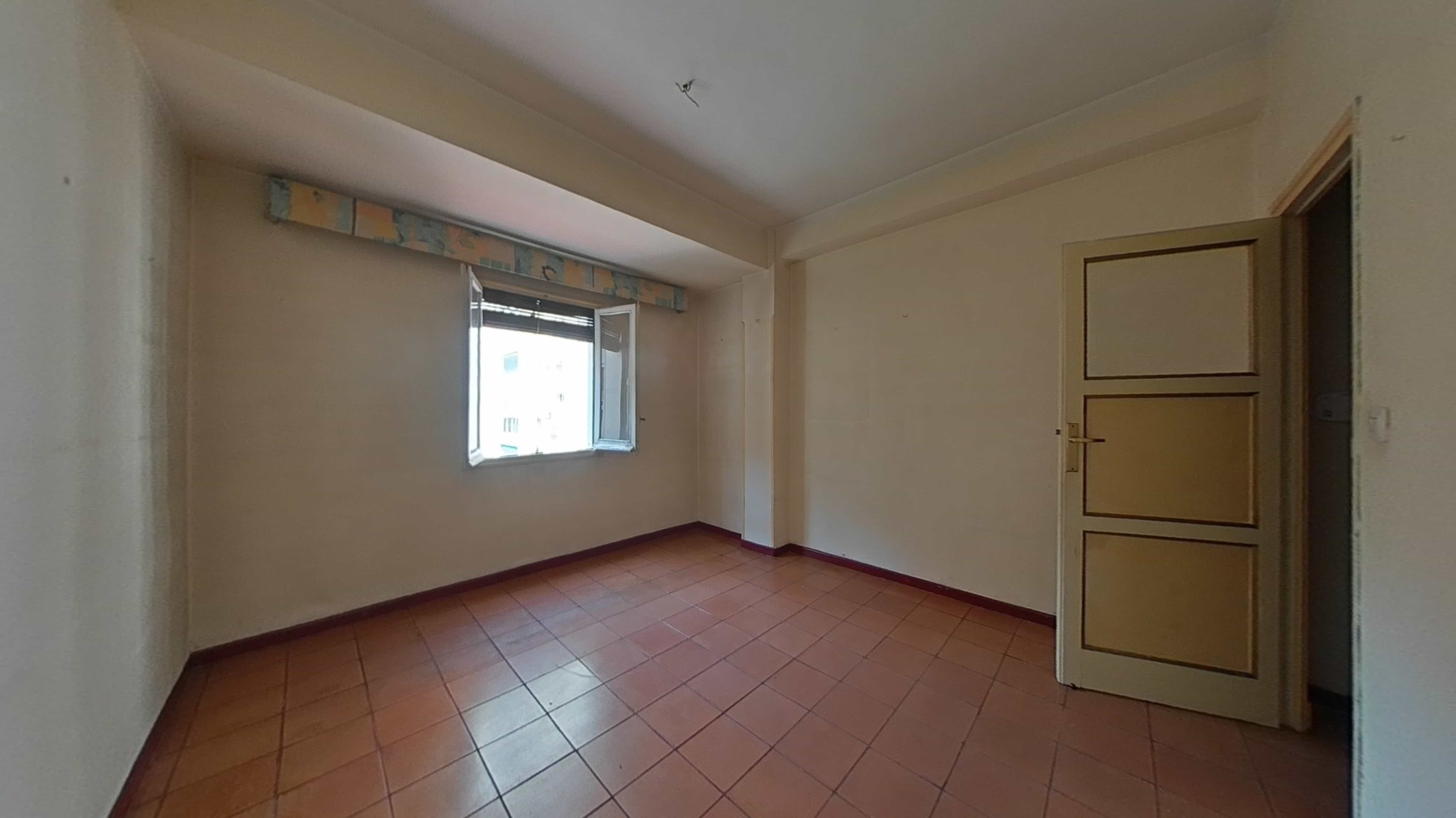 Flat for sale in calle Sebastian Gómez
