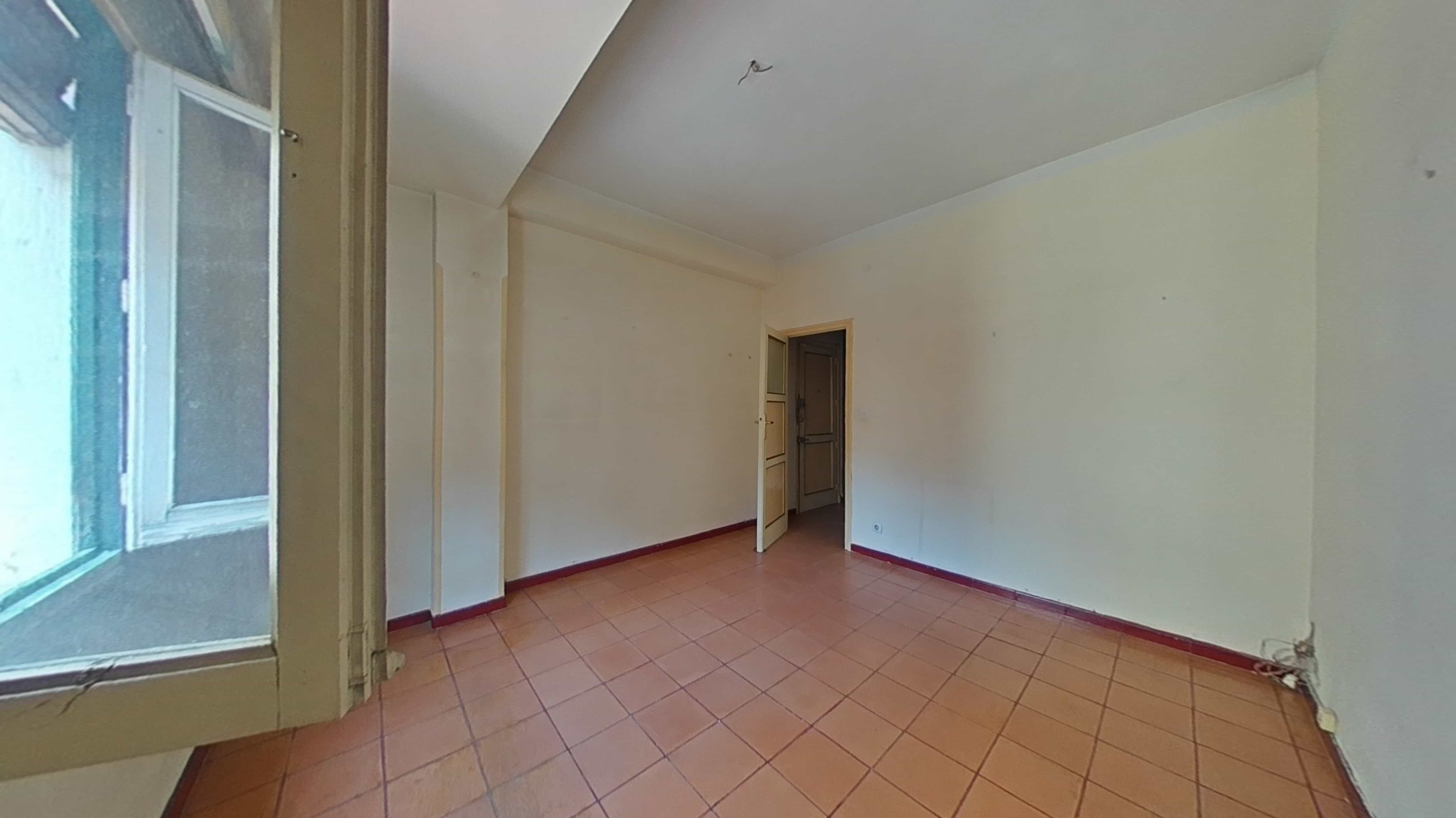 Flat for sale in calle Sebastian Gómez