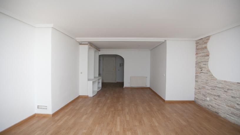 Piso en venta en calle Fornells