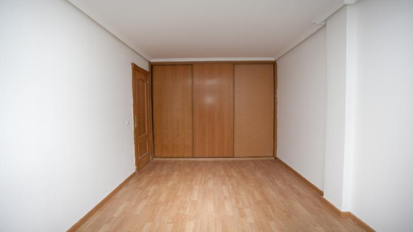 Piso en venta en calle Fornells