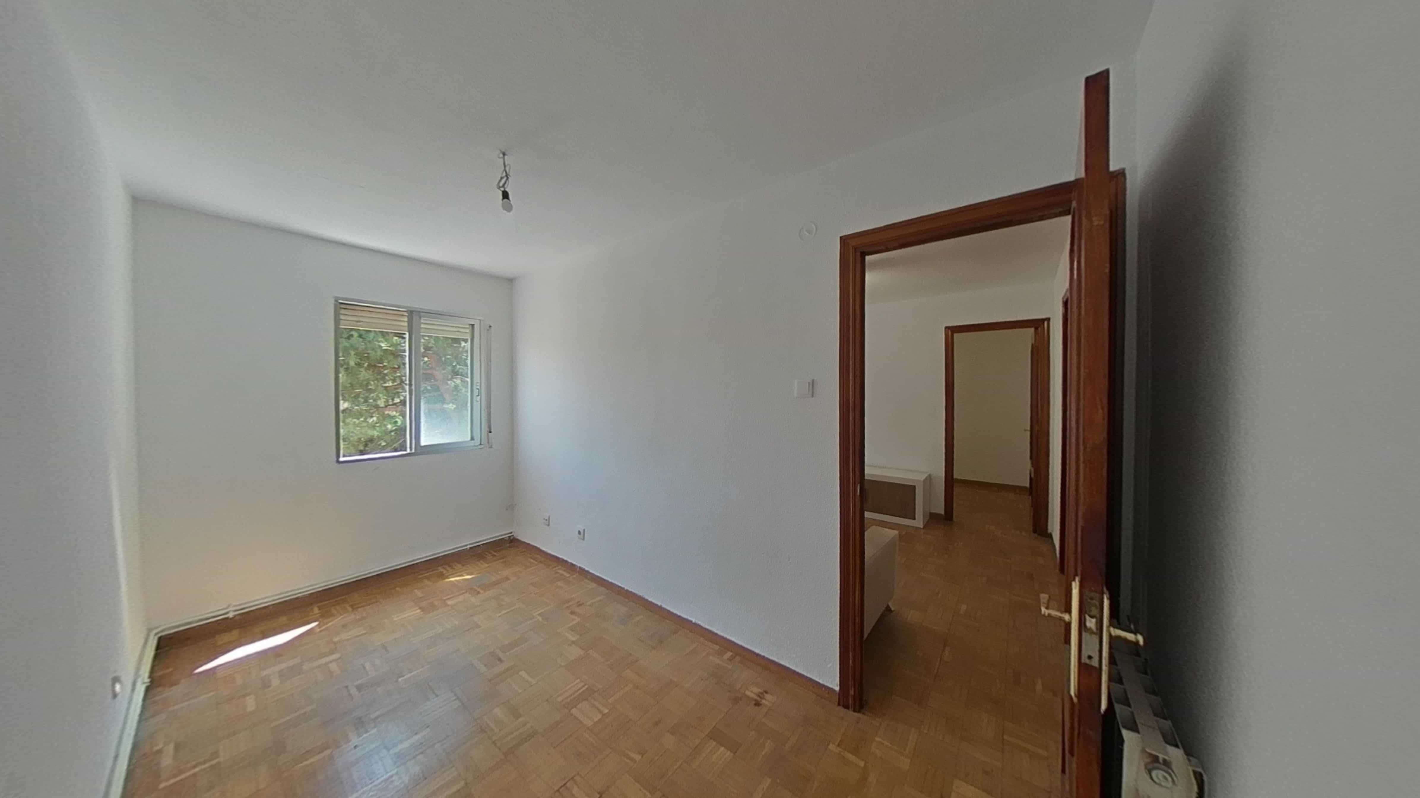 Flat for sale in calle Benimamet