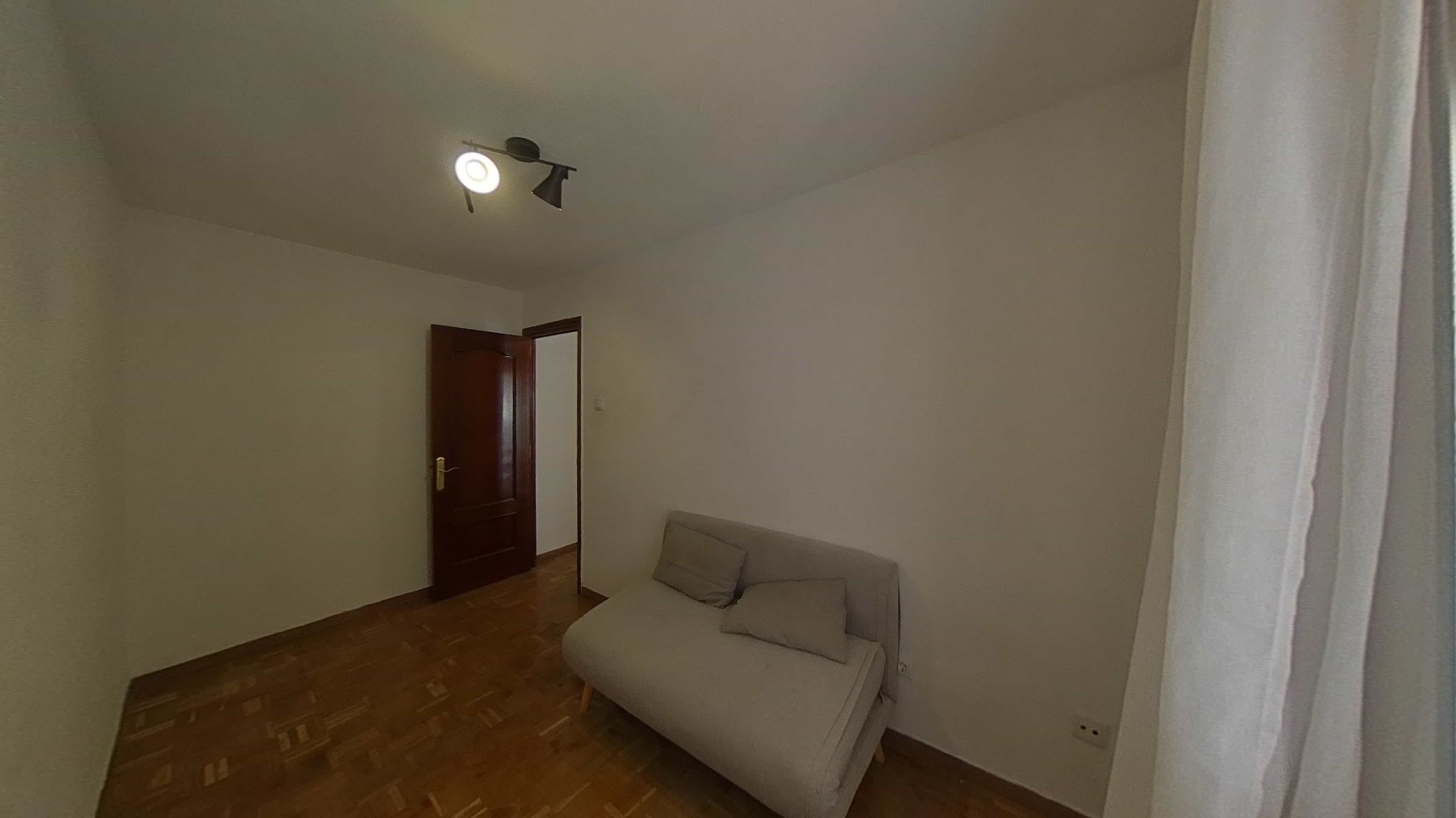 Flat for sale in calle Benimamet